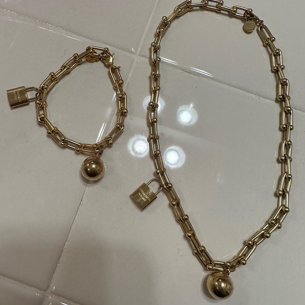 Stainless Steel Gold Chain Necklace and Bracelet Set